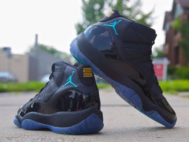 Nike Air Jordan 11 Retro Sneaker Black Blue