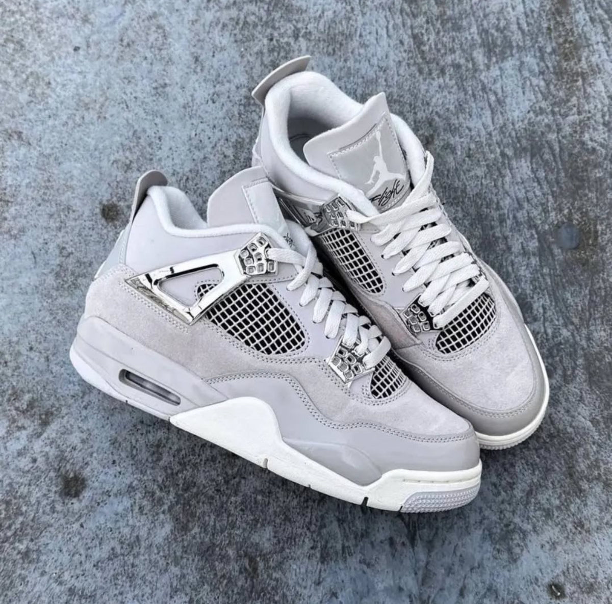 Nike Air Jordan 4 Frozen Moments