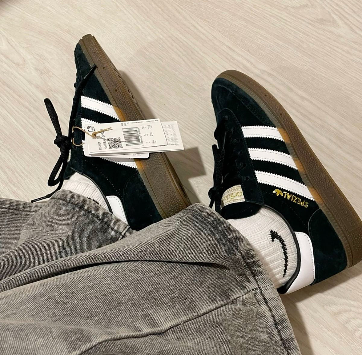 Adidas Spezial Black