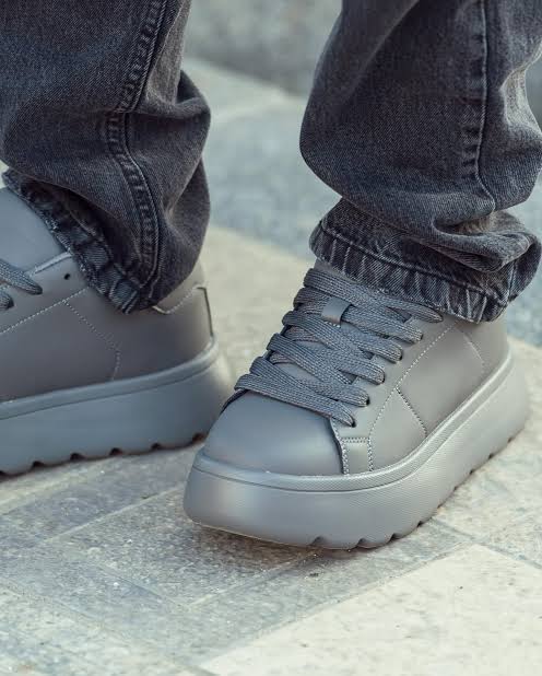 Zara Chunky Grey Sneaker