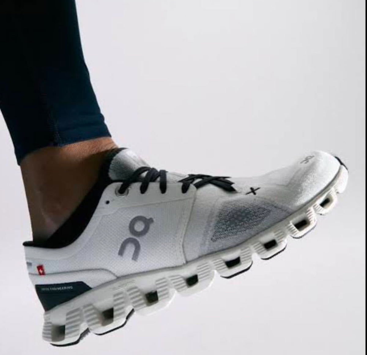 On Running Cloud X3 White Black 1