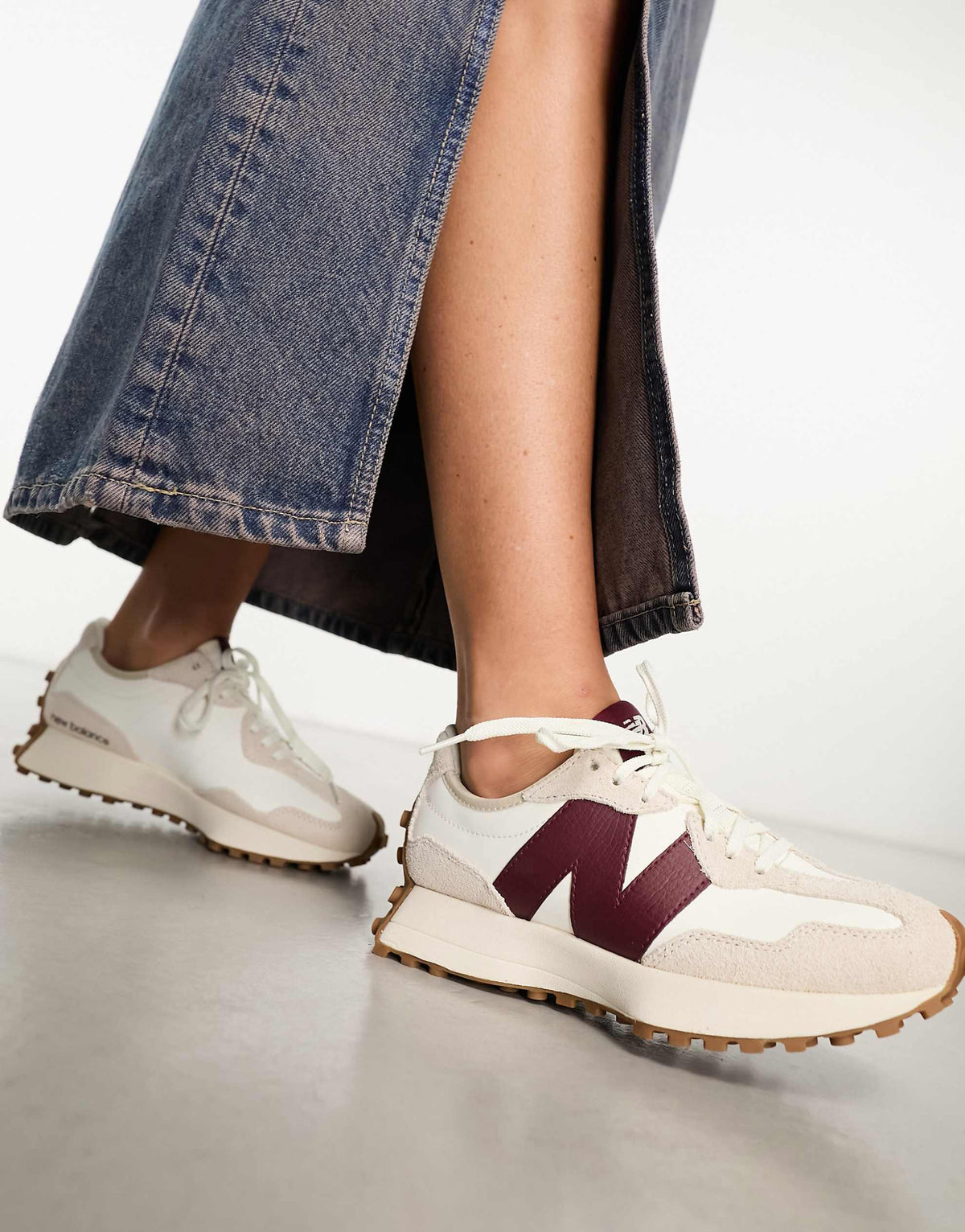New Balance 327 Beige Burgundy