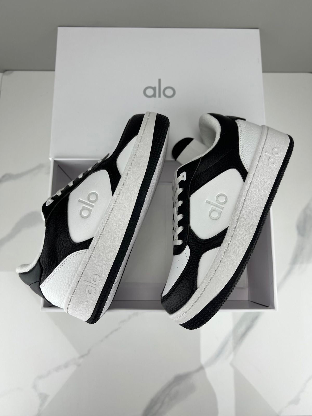 Alo Yoga Shoes White Black