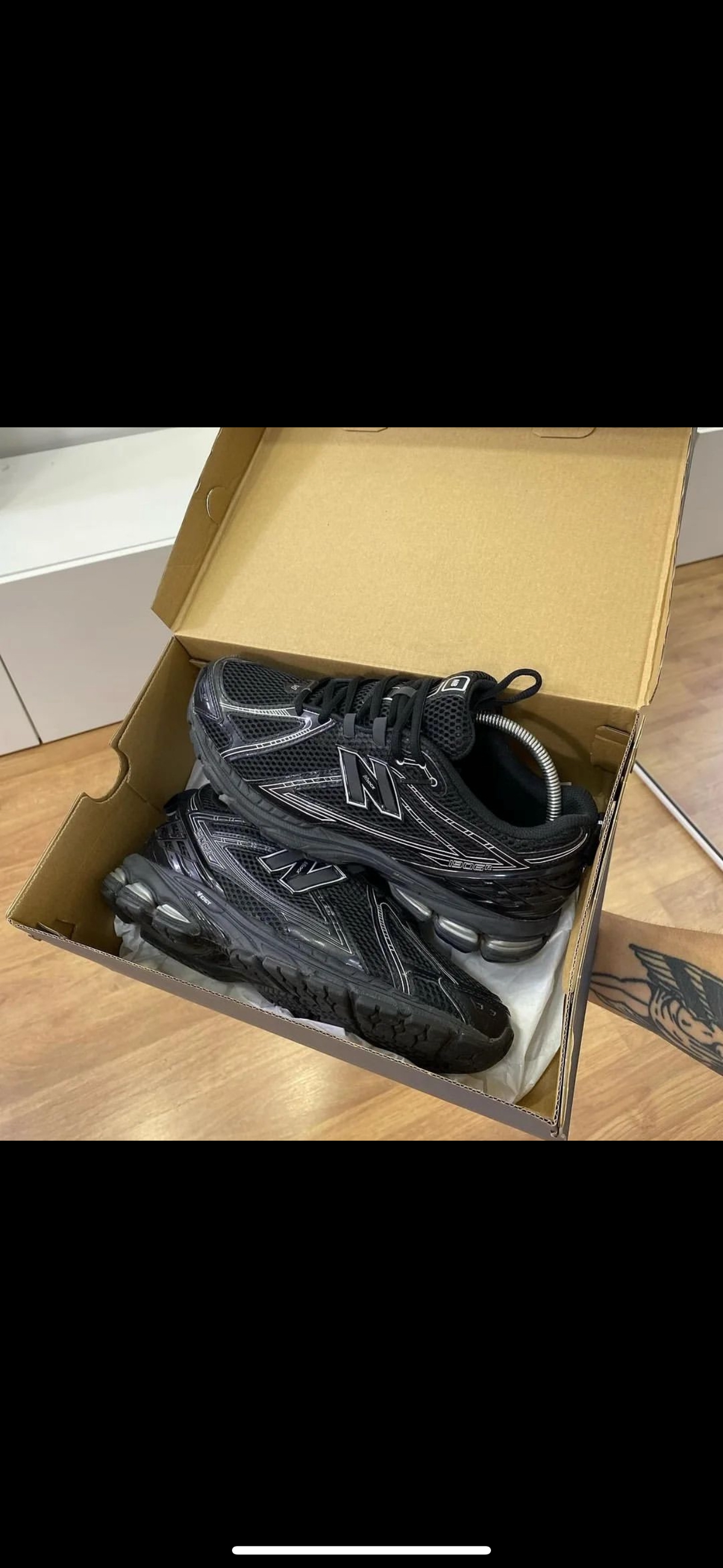 New Balance 1906 Black